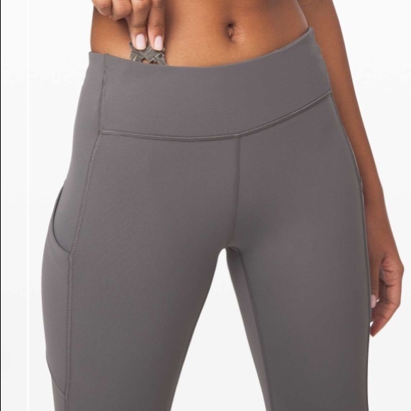 Lululemon Speed Up Tight 28" *Full-On Luxtreme
Titanium size 2 leggings grey - Picture 4 of 9